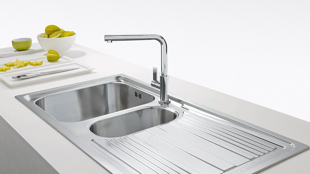 Franke 1.5 Bowl Stainless Steel Sink Right Hand Drain Inset Versatility