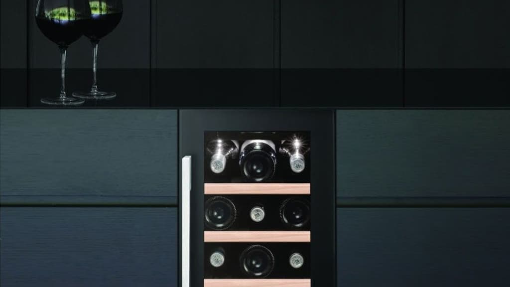 Innovative Versatile Design Caple 1 Zone Wine Cooler WI3126