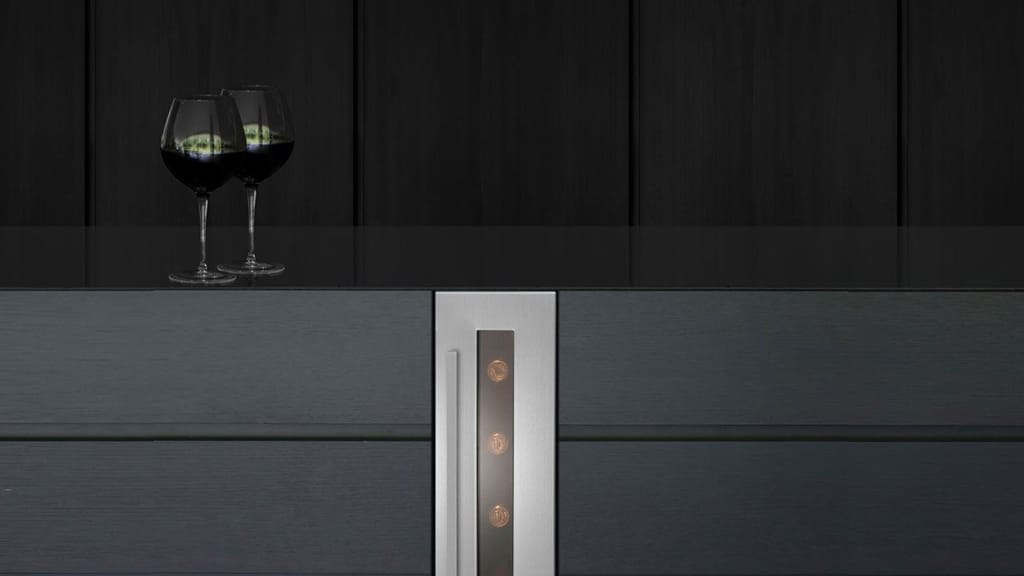 Innovative Versatile Design Caple Built In Wine Cooler WI157