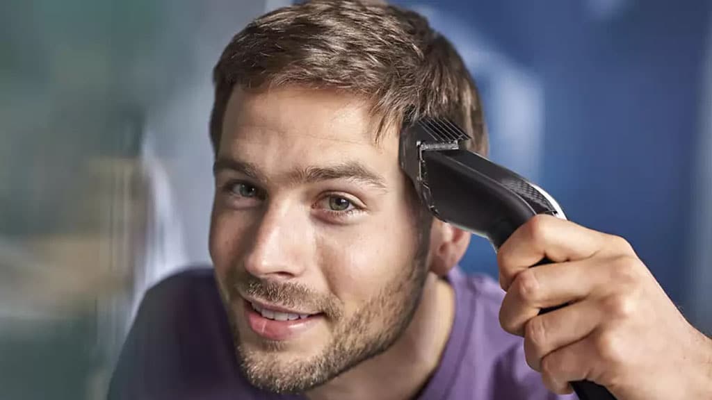 Philips Series 5000 HC5632 15 Hair Clipper Trimming Hair