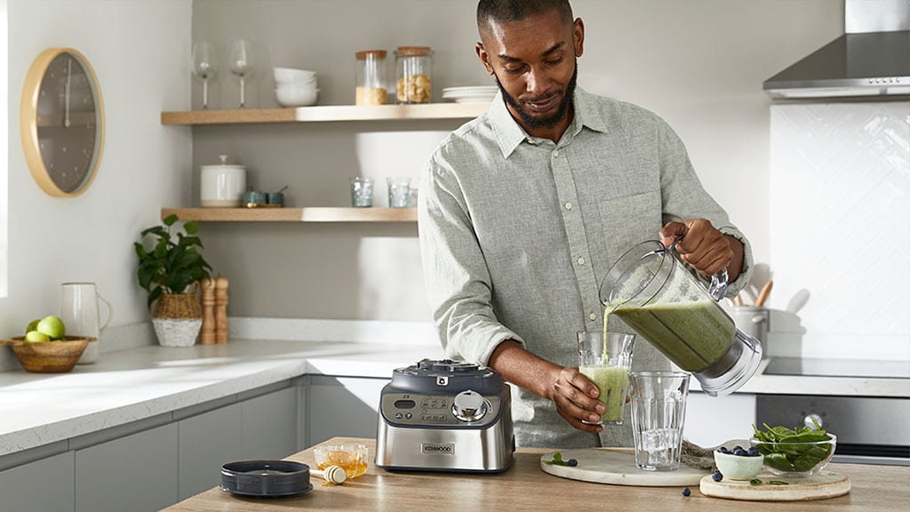 Kenwood MultiPro Express+ Food Processor FDM71.450SS b