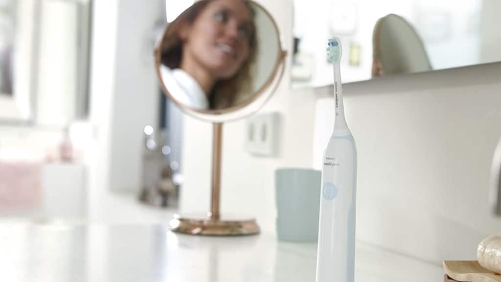Philips Sonicare DailyClean 2100 Sonic Electric Toothbrush HX3212-03 c