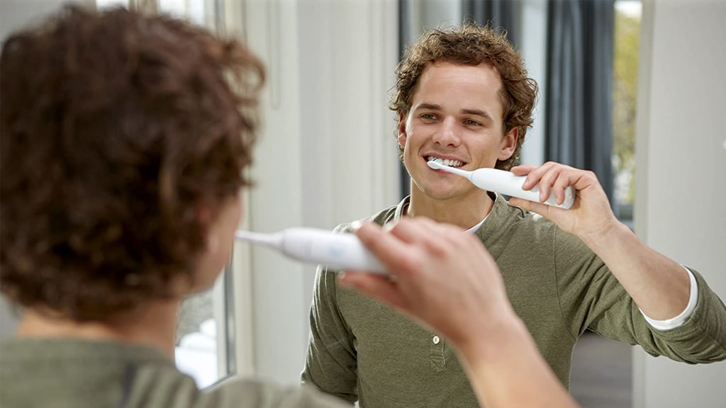 Philips Sonicare DailyClean 2100 Sonic Electric Toothbrush HX3212-03 d