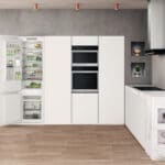 Whirlpool Built-In Fridge Freezer WHC20T321UK d