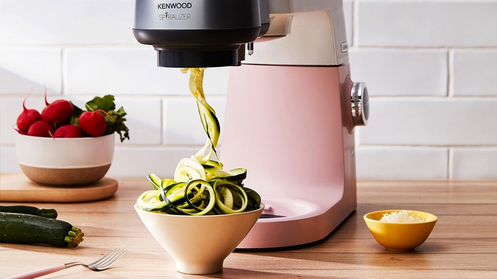 kenwood-chef-kmix-spiralizer-attachment-aw20010015-lifestyle-1