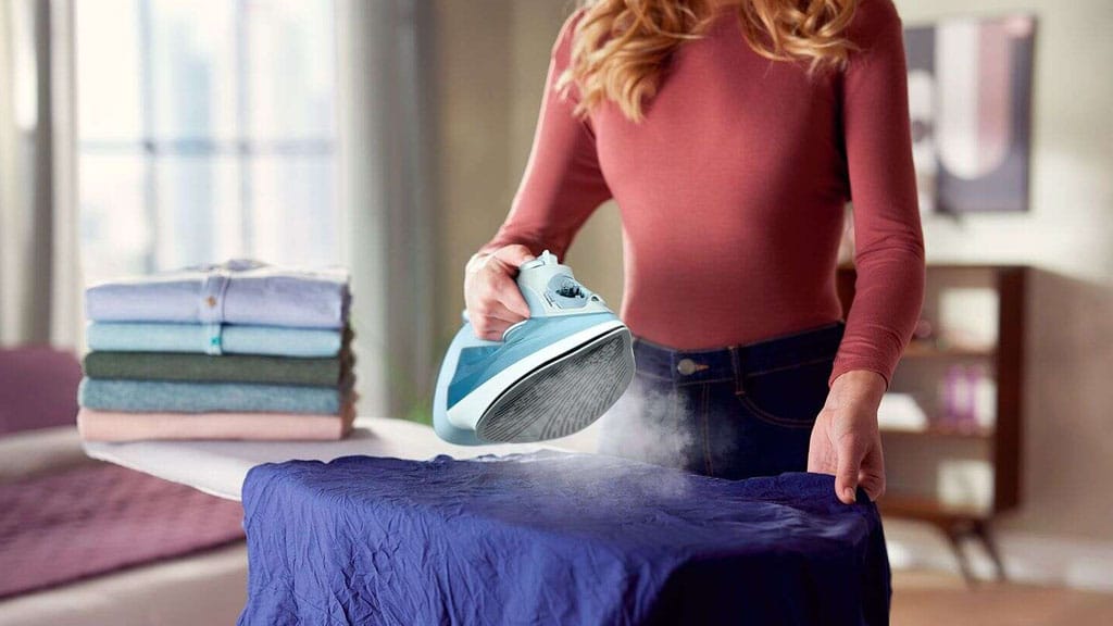 Philips Series 5000 Steam Iron DST5021 20