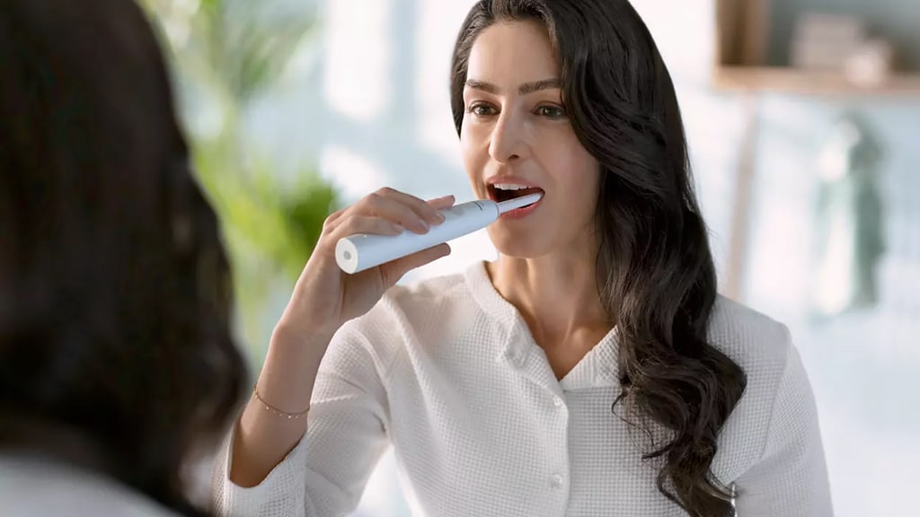 Philips Series 1100 Sonicare Electric Toothbrush HX3641 02