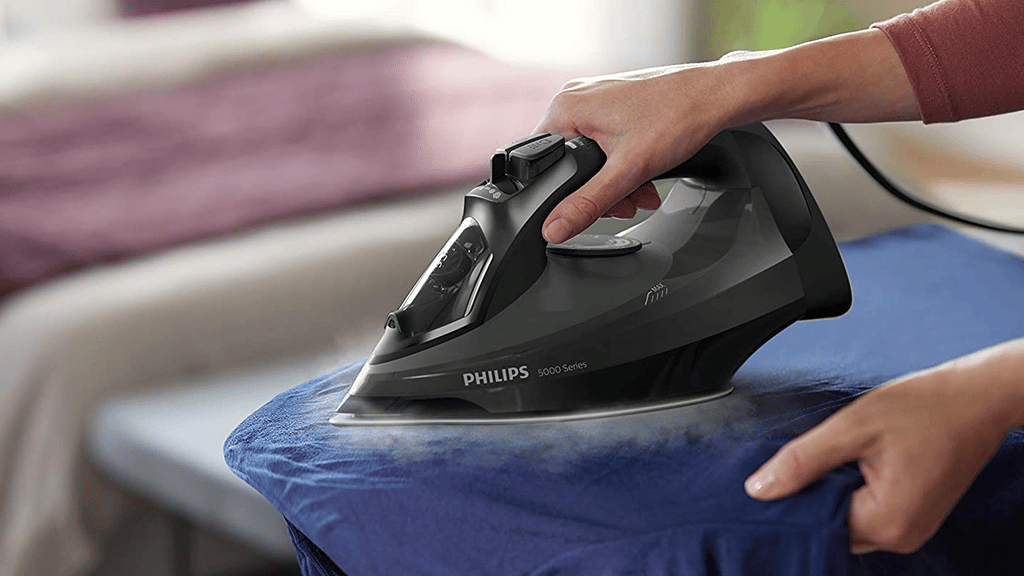 Philips Series 5000 Steam Iron DST5040 80 e