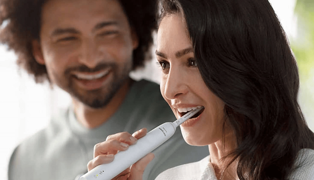 Philips Sonicare DailyClean Series 3100 Toothbrush HX3671 14 e