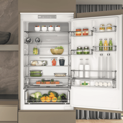 Whirlpool Built-In Fridge Freezer 70CM WH SP70 T121 0C