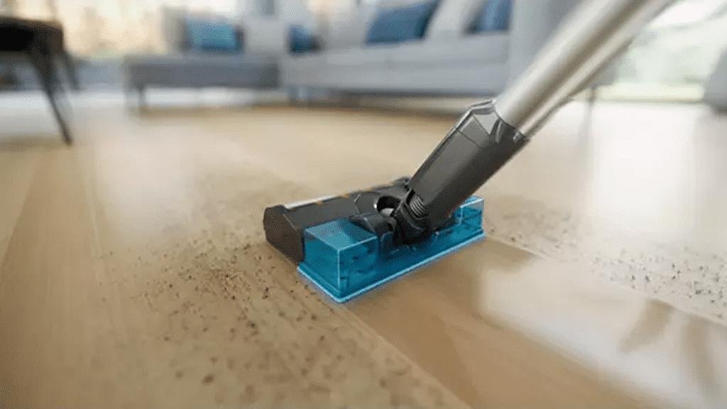 Philips Series 3000 Aqua Cordless Vacuum Cleaner XC3133 01 a