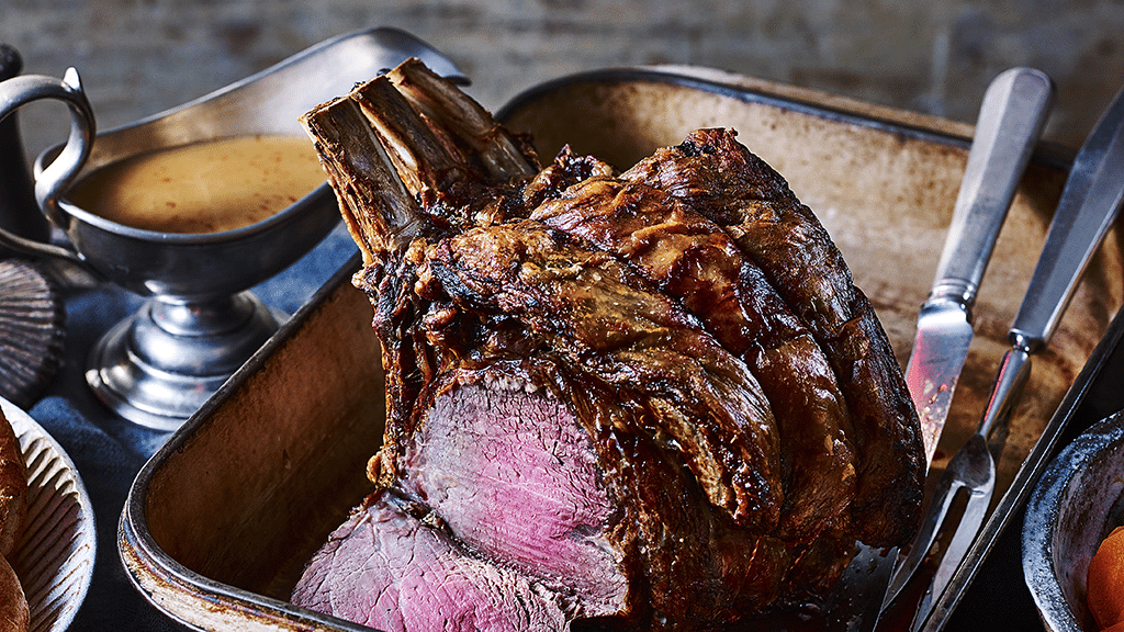 Roast Beef cooked in Grizzly Grills Elite Medium Kamado BBQ Grill GE103