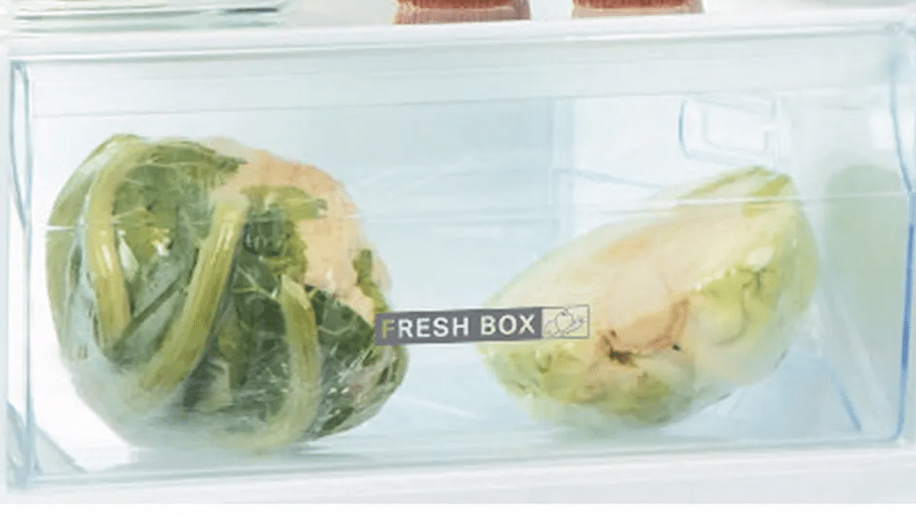 Whirlpool ART 66102 Built-In Fridge Freezer b