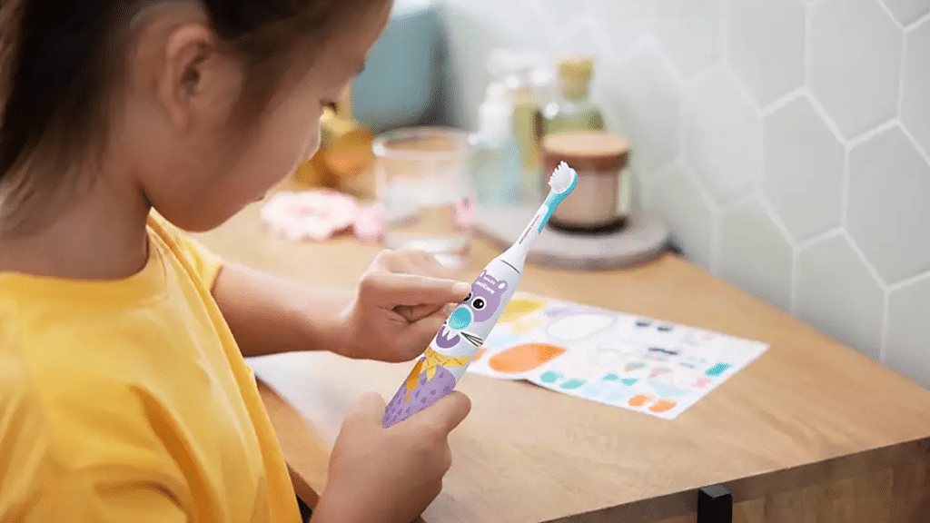 hPhilips Sonicare Electric Toothbrush for Kids HX3601 01 g