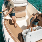 Coleman Xtreme Marine 100QT Wheeled Cooler 2000037402 j