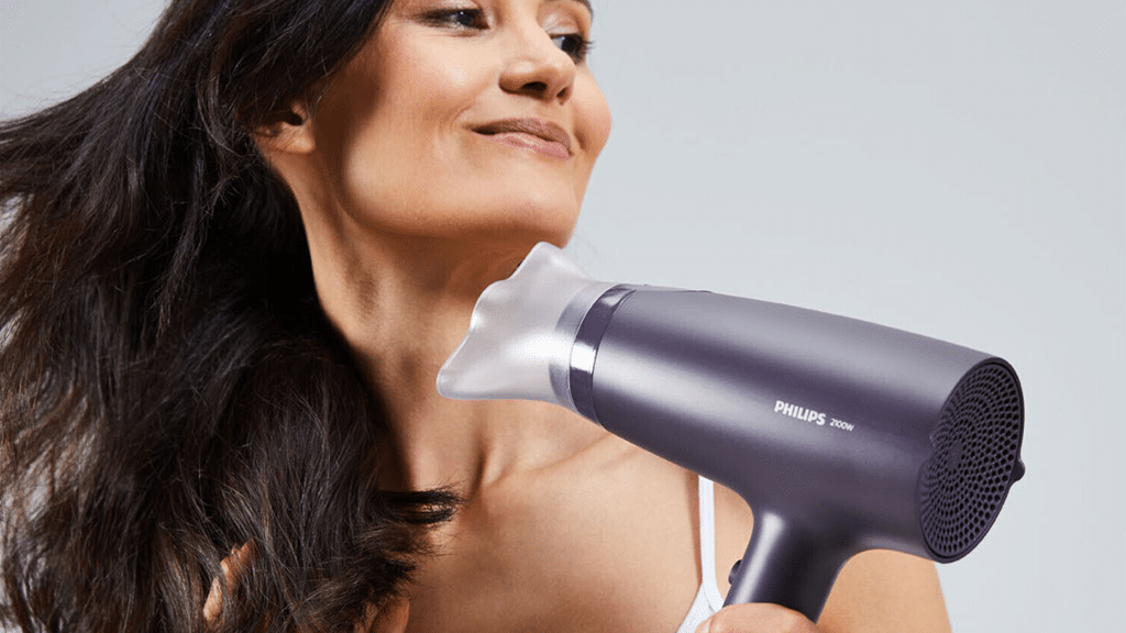 Philips Series 3000 Hair Dryer, 2100W, 2 Attachments 340-10 - feature 3