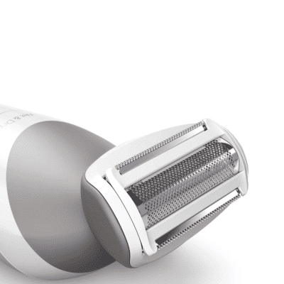 Philips Series 6000 Wet & Dry Electric Shaver BRL126 00 n