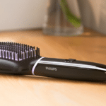 Philips StyleCare Essential Hair Straightener Brush BHH880 00 I