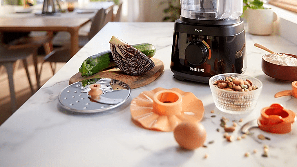 Philips Daily Collection Compact Food Processor HR7320 00 j