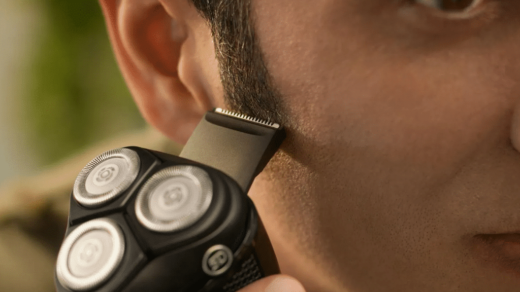 Philips Wet & Dry Electric Shaver Series 3000 S3341 13 m