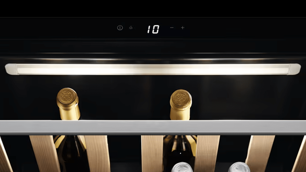 Electrolux Series 900 Built In Wine Cooler KBW5T b