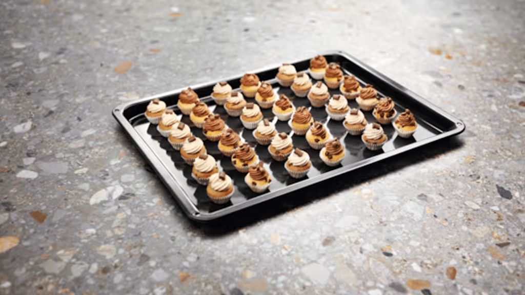 Electrolux SurroundCook® Series 600 Built In Oven KOFGH40TH d