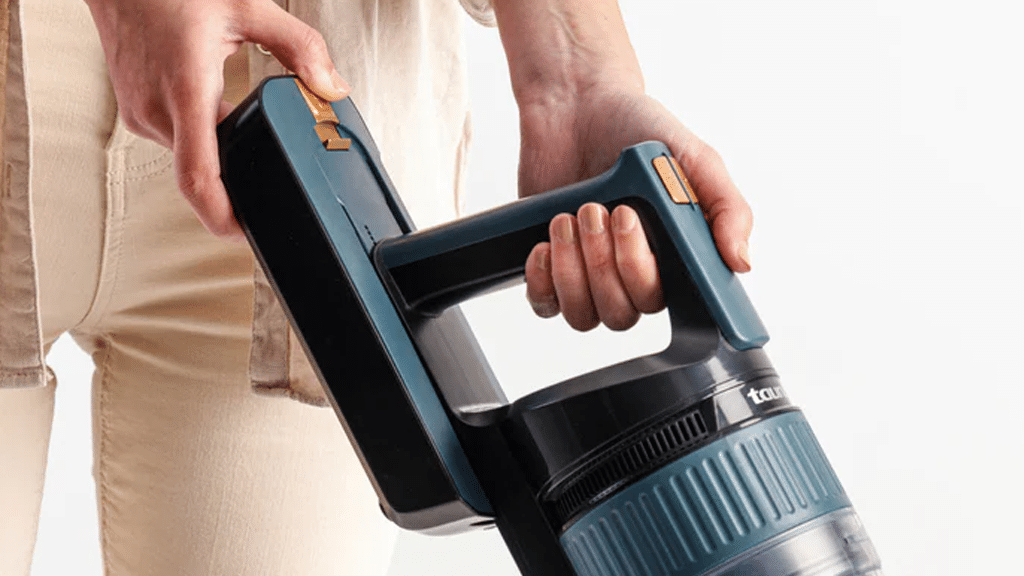 Taurus Homeland Ultimate Digital Cordless Vacuum Cleaner 948944000 b