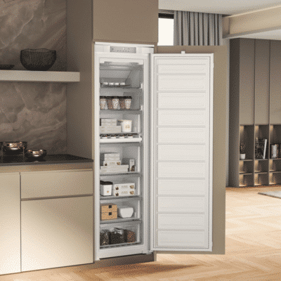 Whirlpool WHSD18F023C1 Built In Freezer a