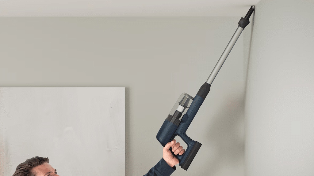 Electrolux Ultimate 700 Cordless Vacuum Cleaner EP71UB14DB h