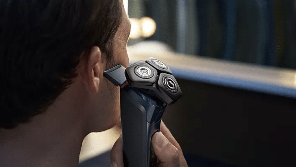 Philips Wet & Dry 8000 Electric Shaver S8692 35 i