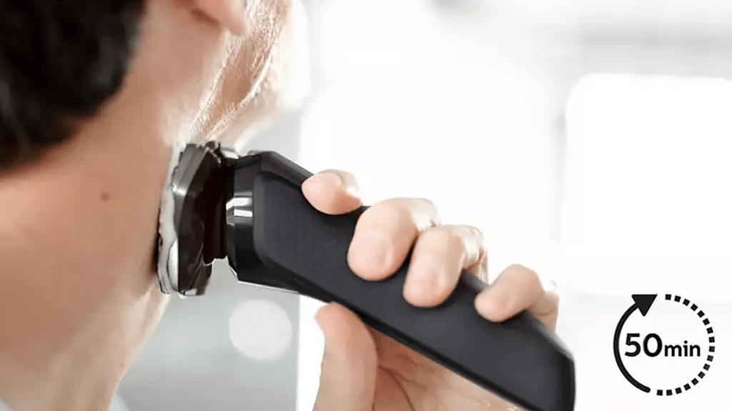 Philips Wet & Dry 8000 Electric Shaver S8692 35 m