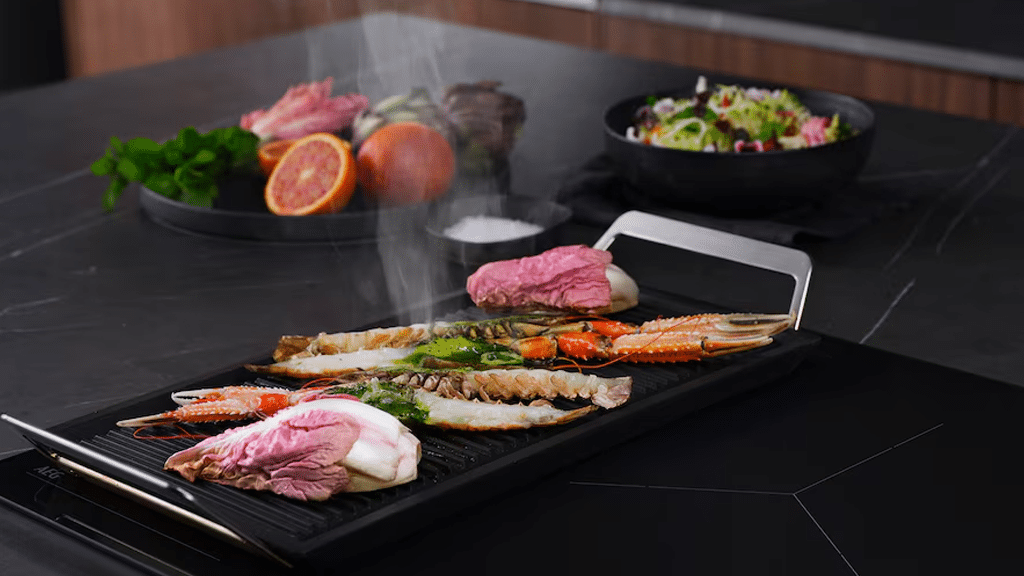 AEG Series 8000 Induction Hob NII64B30AZ f
