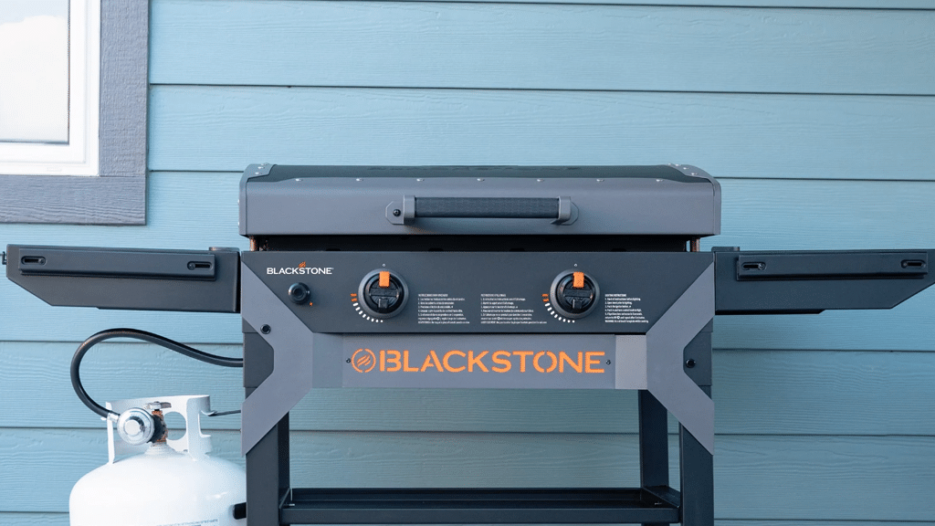 Blackstone Iron Forged 28” Griddle Gas BBQ Grill 2311 e