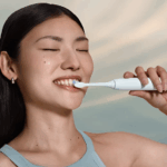 Philips Sonicare Series 6100 Electric Toothbrush HX7400 01 a1