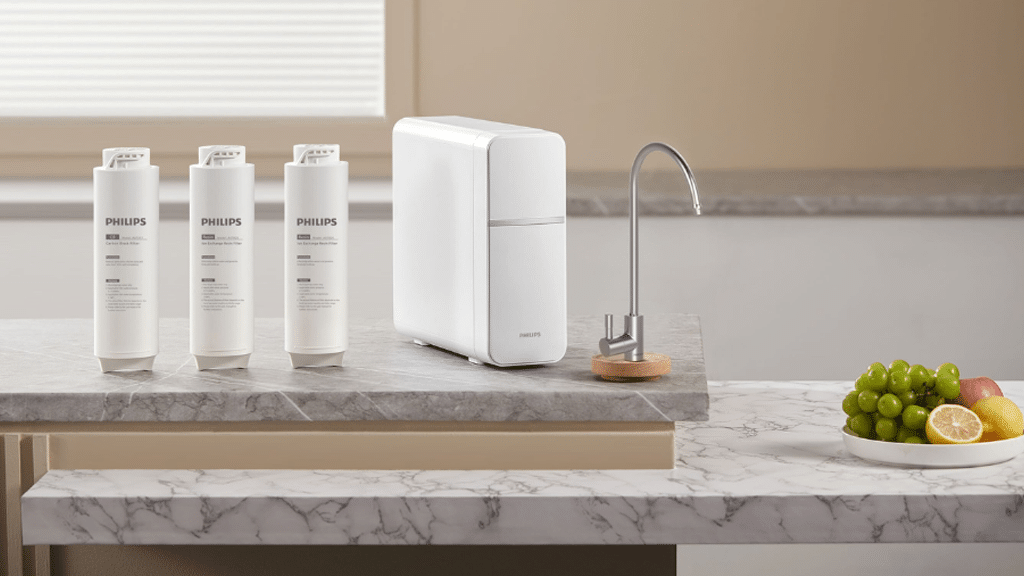 Philips Water Solutions Under Sink Water Filtration System AUT1211 10 i