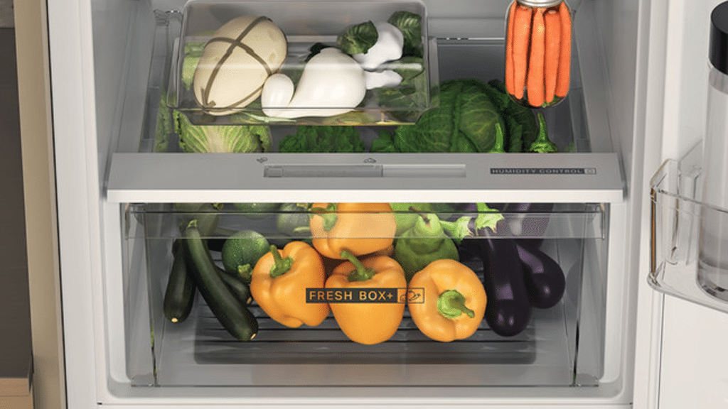 Whirlpool WHC18D051A1 Built-In Fridge Freezer, 177CM - Crosscraft