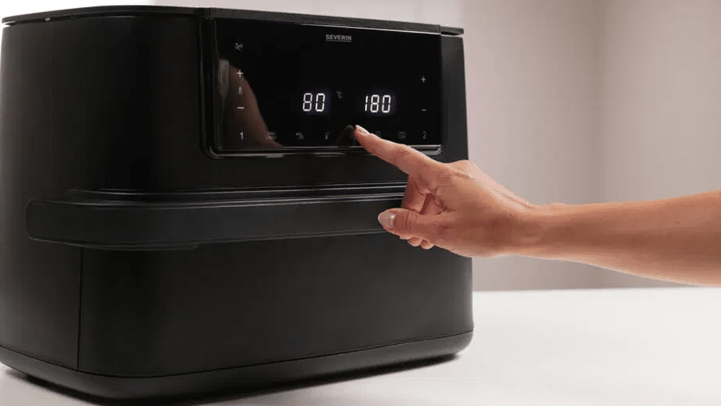Severin Black Line Flex Air Fryer FR2490 b