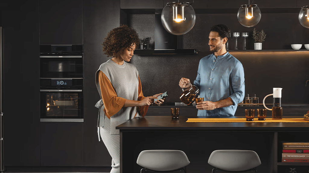 Haier I-Message Series 4 Built In Oven HWO60SM5B9BH B
