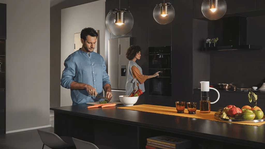 Haier I-Touch Series 4 Built In Electric Oven HWO60SM5T9BH c