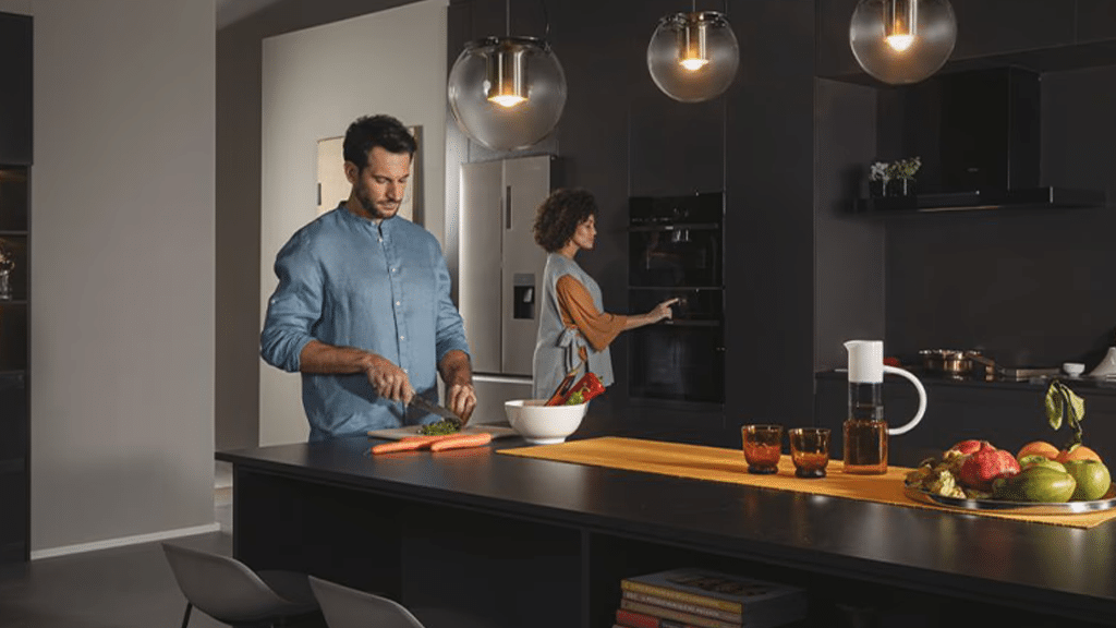 Haier I-Turn Series 4 Built In Oven HWO60SM5F5BH c