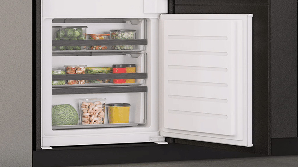 Haier ID Titanium 2 Built In Fridge Freezer EHBQW5518E a