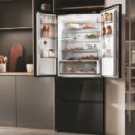 Haier Series 3 Fridge Freezer HFR3718ENGB a4