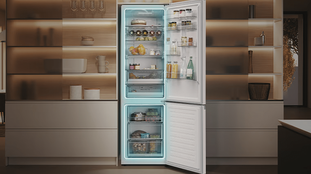 Haier Series 5 Pro Fridge Freezer HDPW5620DNPK a1