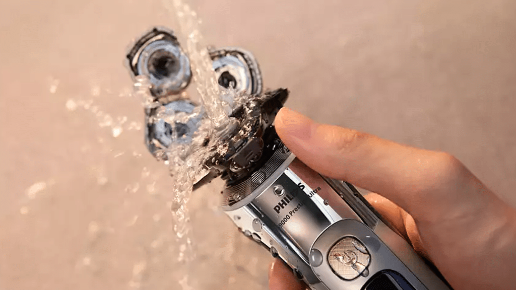 Philips Wet & Dry i9000 Prestige Ultra Electric Shaver XP9404 46 m