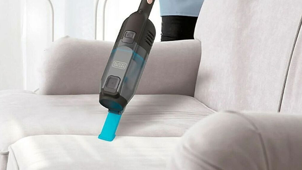Black+Decker Bagless Vacuum Cleaner ES9480080B b
