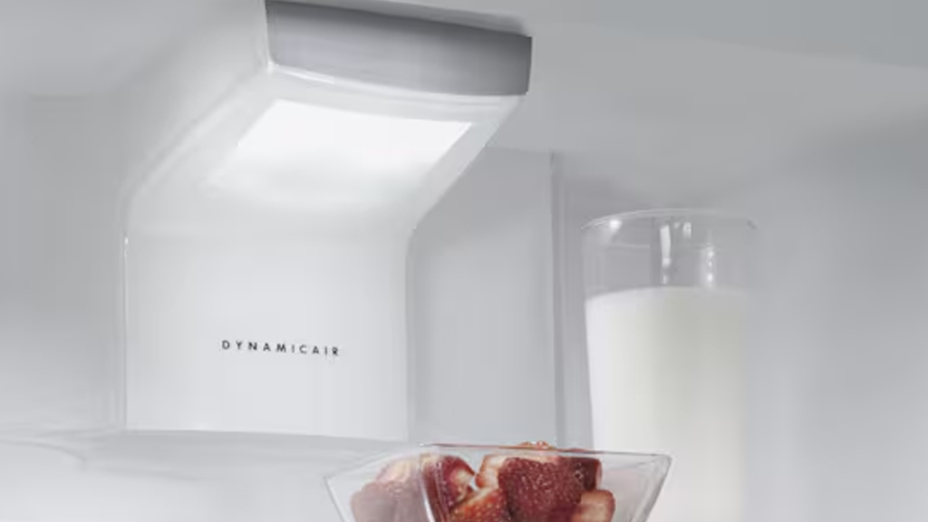 AEG Series 8000 Built In Fridge Freezer NSC8T751DS c1