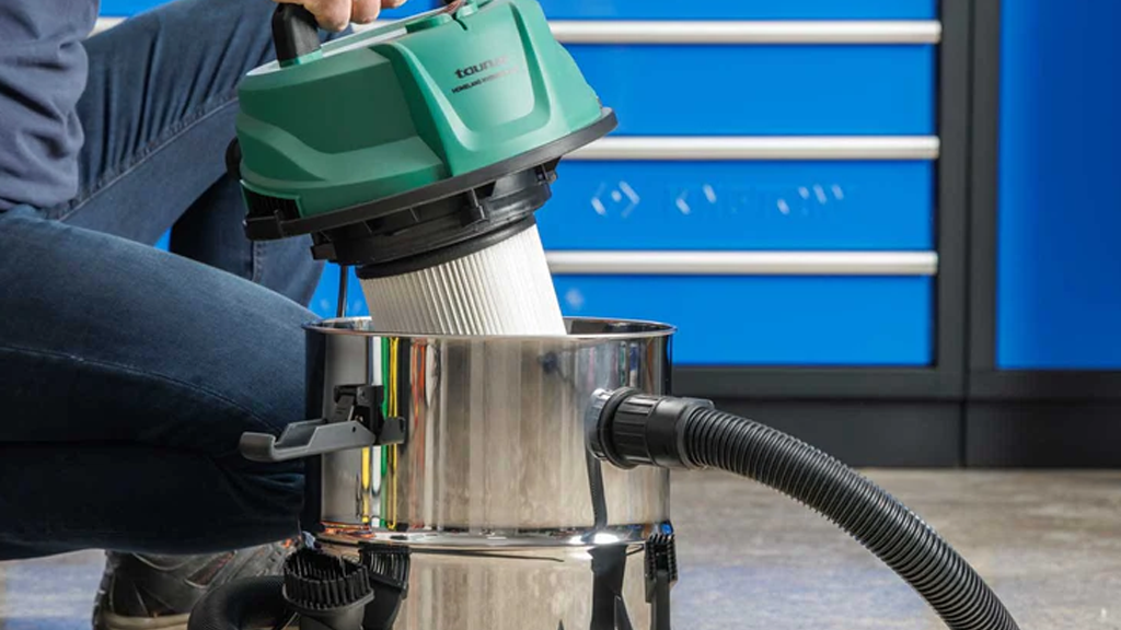 Taurus Homeland Hydrodry 1200 Wet and Dry Vacuum Cleaner 948080000 a2