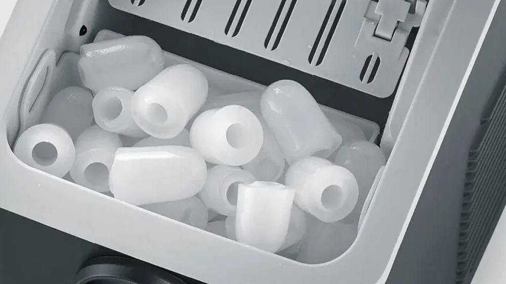Severin EZ 7415 Ice Cube Machine a1