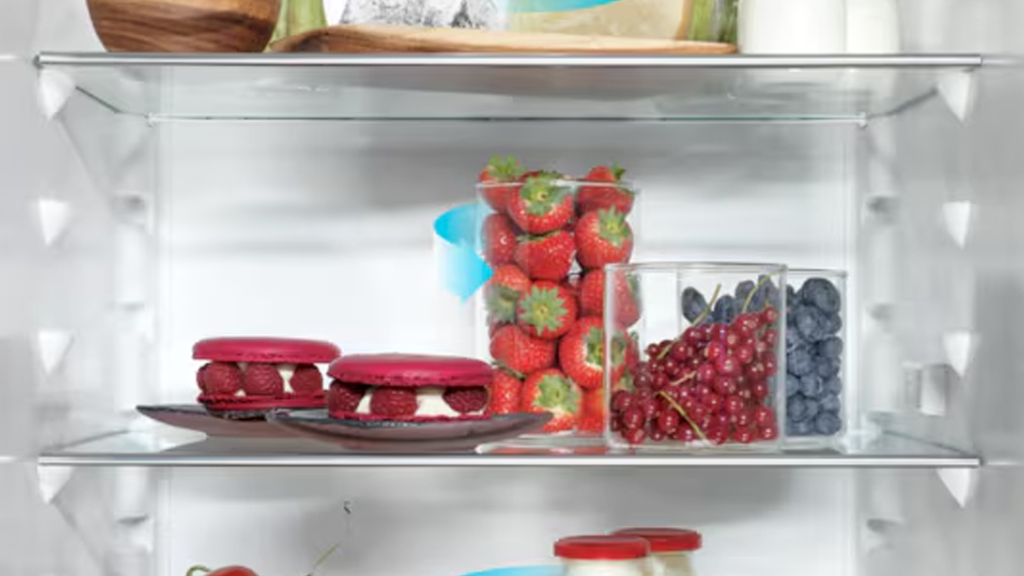 Electrolux Series 800 Built In Fridge Freezer KNG8TD75S a1
