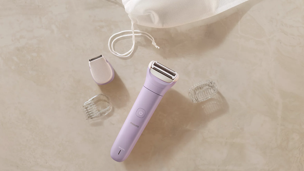 Philips Series 6000 Wet & Dry Electric Shaver BRL138 00 a6